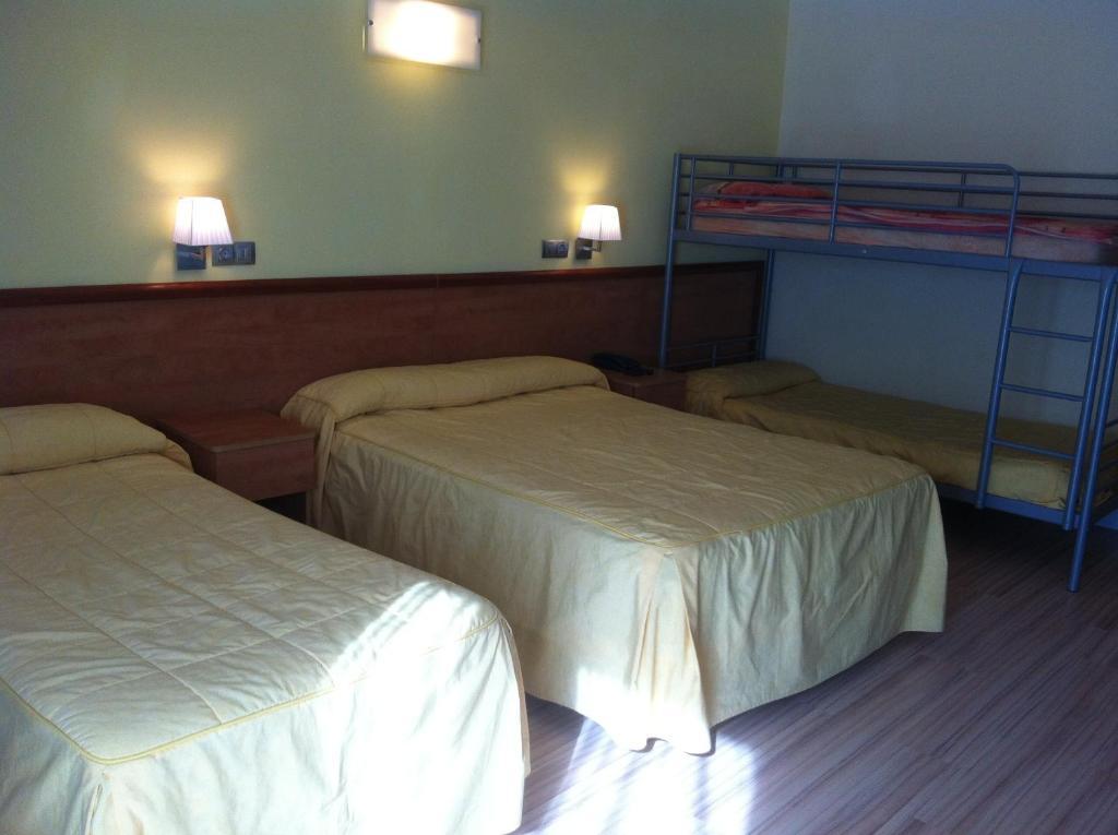 Hotel Ciutadella Roses Szoba fotó